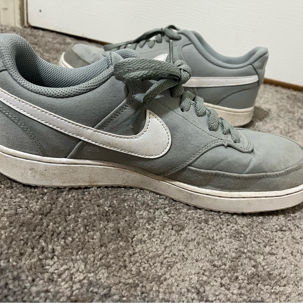 Nike court vision low sneakers